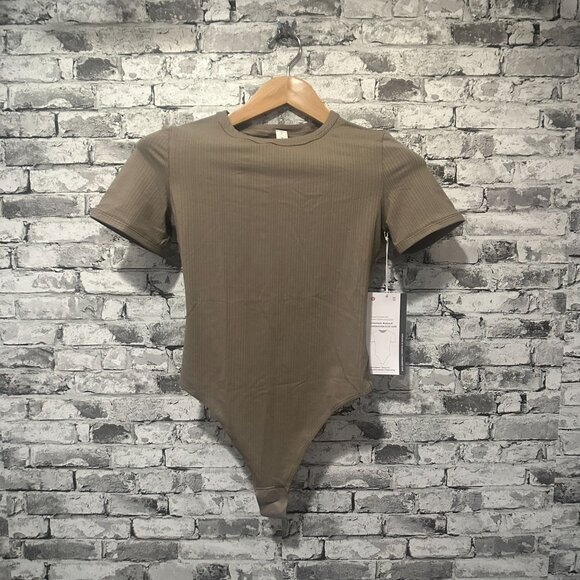 NWT Lululemon Stretch Cotton Rib Crewneck SS Bodysuit Thong Size XS (WSHG) - Picture 2 of 16